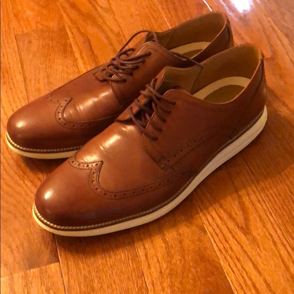 Dress shoes